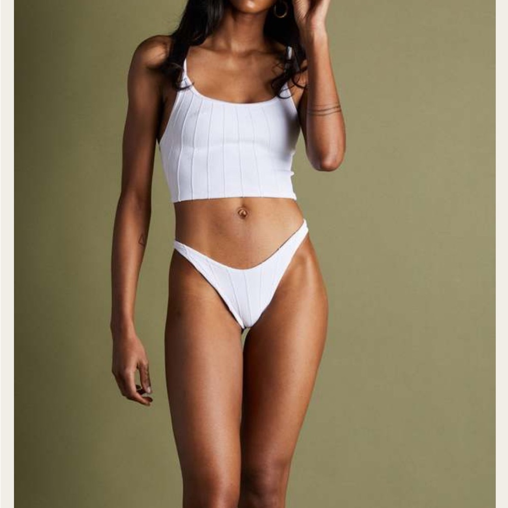 Hunza g strap Nile bikini in white, one size